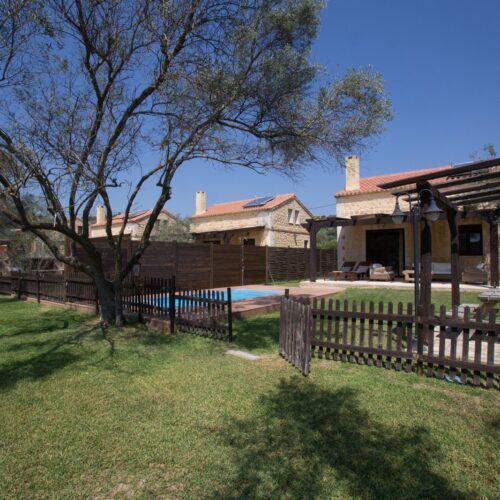 Villa 1