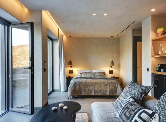 Junior Sea View Suite with Private Pool