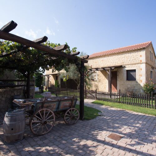 Villa 2